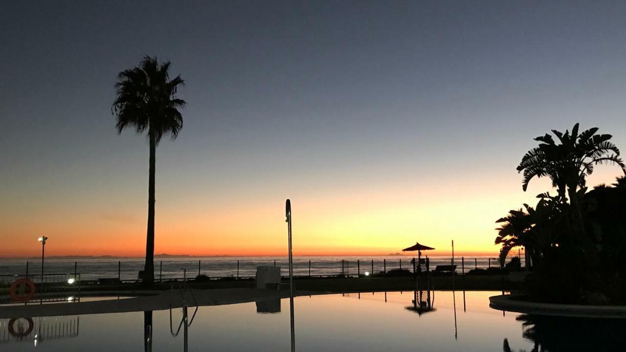 Mi Capricho 2B1 Beachfront Complex-Apartment Beachside With Sea Views Sitio de Calahonda 외부 사진